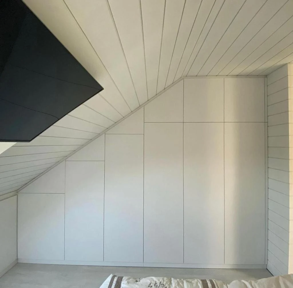 Dressing sous combles sur-mesure - BATINOVA
